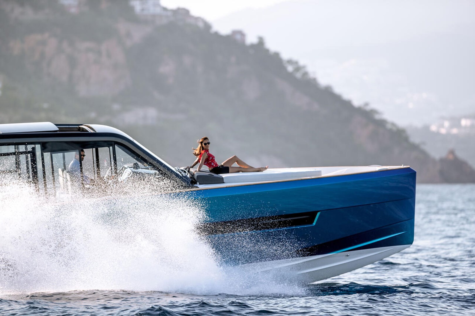 Fjord 44 Coupe 024 Exterior People Cruise 0308